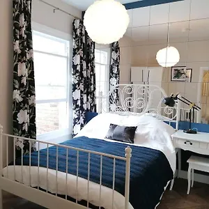 Stunning 3 Bedroom Townhouse In The Heart Of Holiday home